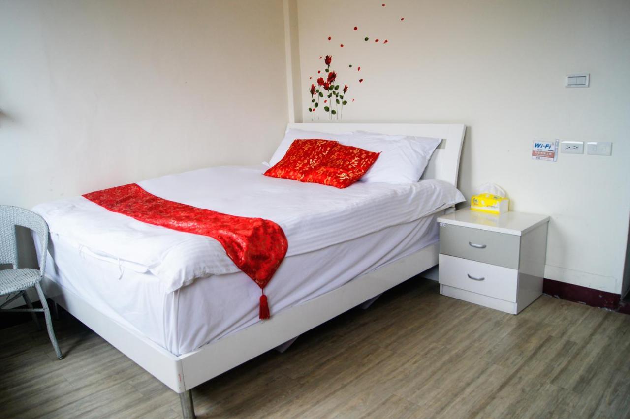 Ding Ding Homestay Ťin-chua Pokoj fotografie