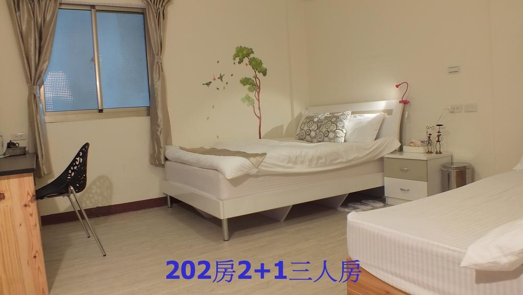 Ding Ding Homestay Ťin-chua Pokoj fotografie